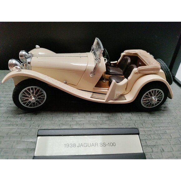 Franklin Mint Diecast 1:24 Scale 1938 Jaguar SS-100 With Case 1986 - Picture 3 of 8